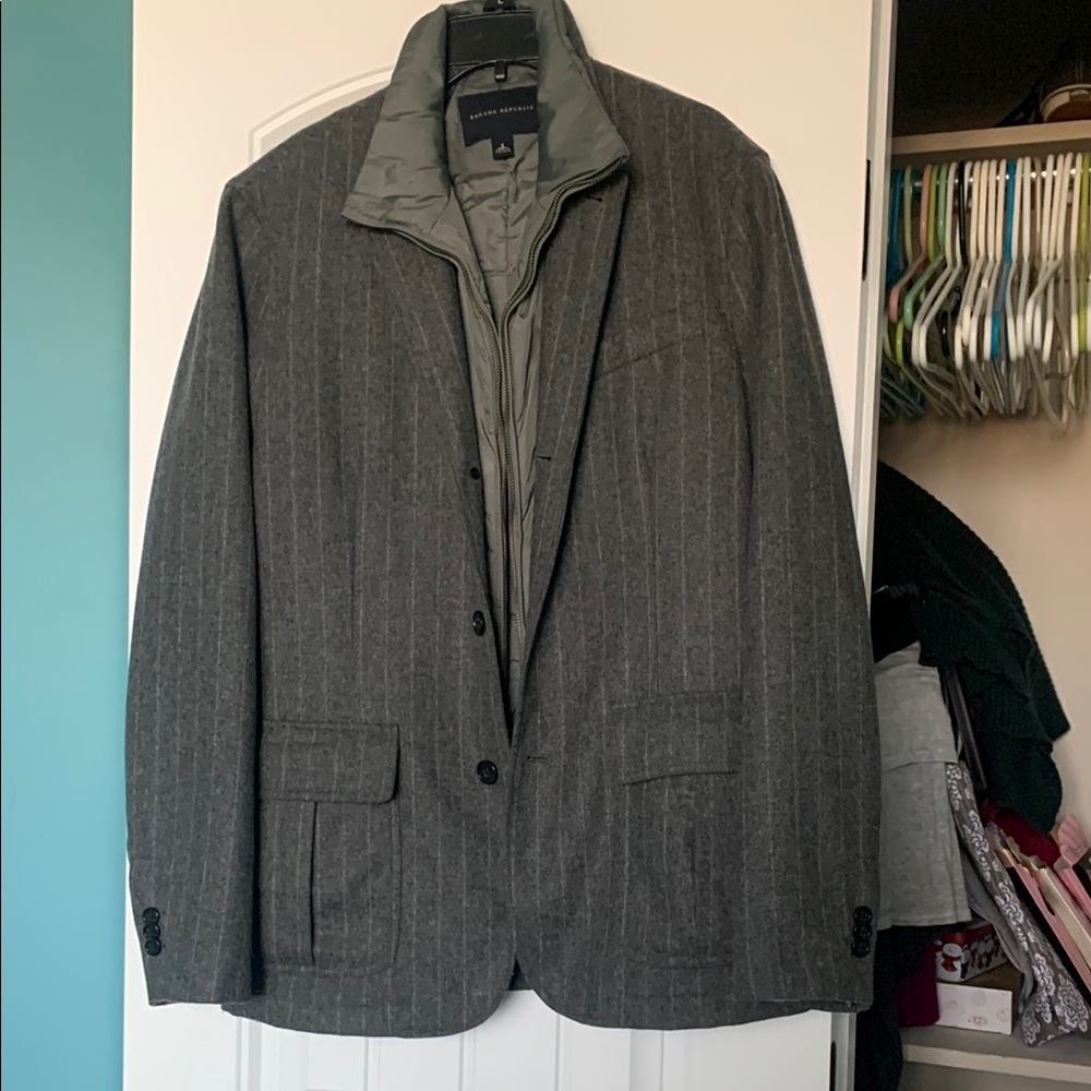 Banana Republic Men’s gray pinstripe blazer jacket S small gray removable lining